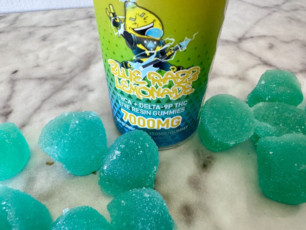 blue razz lemonade gummies by delta extrax